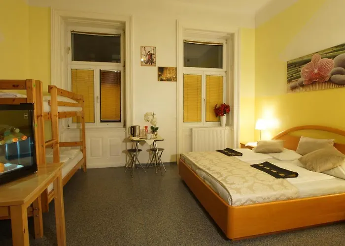 Westend Albergue *